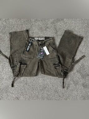 VIP Jeans New York/ NWTSculpting Cargo Stretch Jeans - Charcoal, SZ-25 & 30 jrs